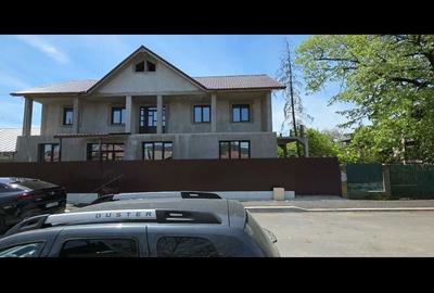 Casă cu 4 camere în Mizil - 2