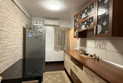 Apartament cu 3 camere decomandat în Exterior Vest - 6