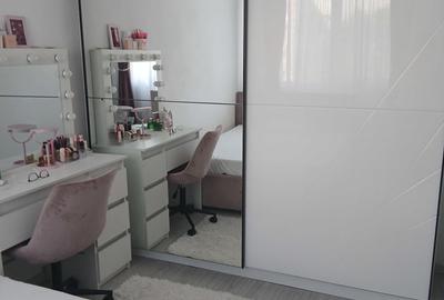 Apartament cu 3 camere semidecomandat în Central - 7