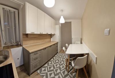 Apartament cu 2 camere decomandat în Central - 2