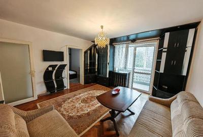 Apartament cu 2 camere semidecomandat în Centrul Civic