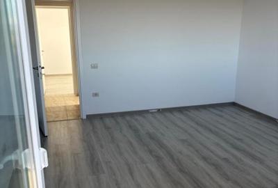 Apartament cu 3 camere decomandat în Sânpetru - 9