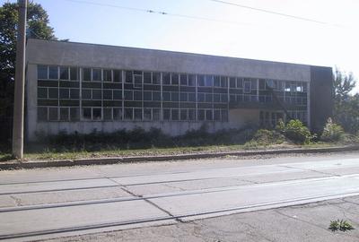 Hala de inchiriat 2045 mp. Comision Zero!! - 1