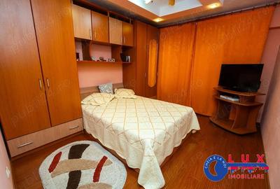 Apartament cu 3 camere decomandat în E3 - 4