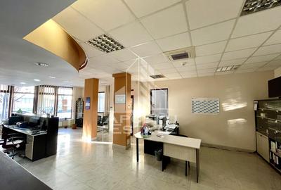 Spatiu comercial, 120mp, zona Lipovei - 2
