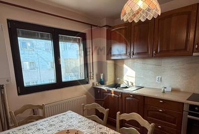 Apartament 3 camere Craiovita Noua - 13