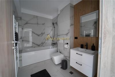 Apartament cu 3 camere decomandat în Central - 3