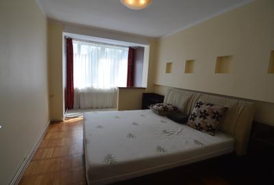 Apartament cu 3 camere cu centrala proprie zona Gării de Nord - 2