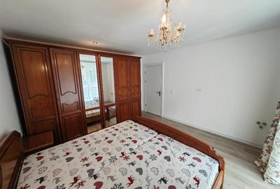 Apartament cu 3 camere decomandat, mobilat în Răcădău - 3