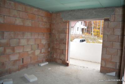 Casă individuală cu 5 camere cu Teren 554 Mp în Central - 5