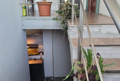 Vand vila 6 camere - 1