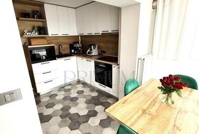 Apartament cu 3 camere decomandat, mobilat în Soarelui
