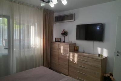 Apartament cu 3 camere decomandat în Apusului - 4
