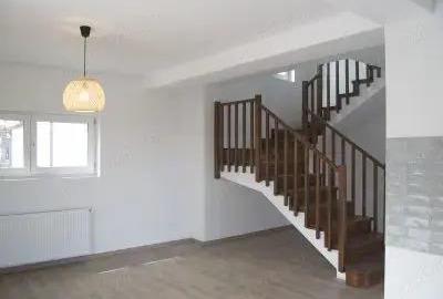 Casa Duplex P+1 cu 3 camere si curte in Otopeni, zona 23 august - 1