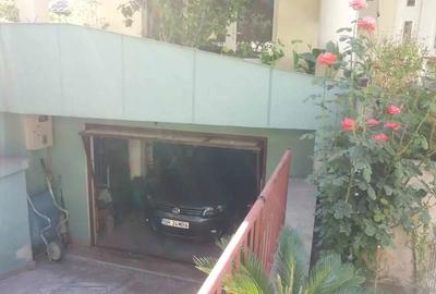 Casă cu 6 camere cu Teren 321 Mp în Plantelor - 1
