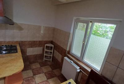 Apartament 2 camere, str. Dunavat, et. 3/4 - 8