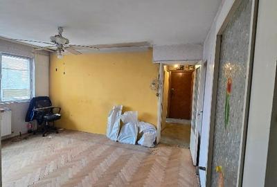 Vând apartament Str. Liviu Rebreanu nr.2/7 - 4