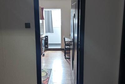 Apartament cu 4 camere decomandat în Central - 1