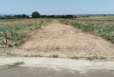 Teren de 6200 mp, în Săsenii Noi - 6