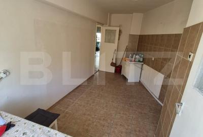Apartament 4 camere de vanzare - Deva, Bulevardul Decebal - 8