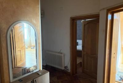 Casă cu Teren 200 Mp în Central - 6