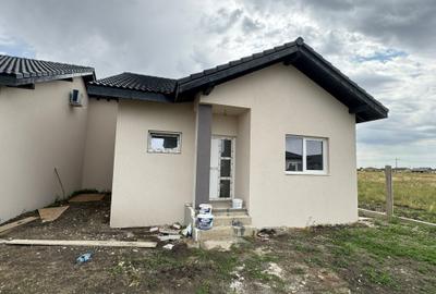 Duplex pe parter, despărțit prin baie, 3 camere, Posibilitate de mansardare - 2