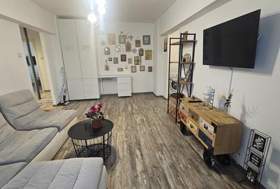 Apartament cu 3 camere semidecomandat în Militari - 1