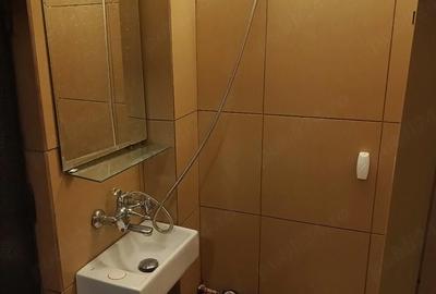 Garsonieră decomandată în Buziașului - 3