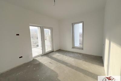 Casă individuală cu 4 camere cu Canalizare în Est - 3