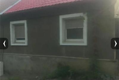 Vind casa in loc Doman