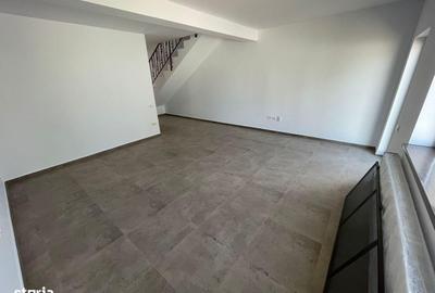 Casă cu 4 camere cu Teren 200 Mp în Ghencea - 2