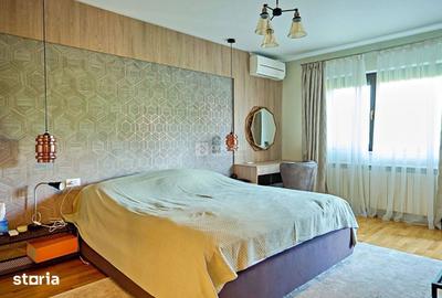 Casă cu 8 camere cu Teren 936 Mp în Rediu - 12