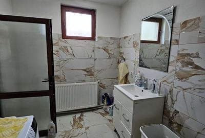 Casă cu 4 camere în Mândruloc - 1