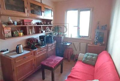 DACIA - 4 CAM - BOXA - CENTRALA AC - ZONA EXCELENTA - 6