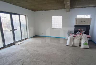 Casă cu 5 camere cu Teren 336 Mp în Central