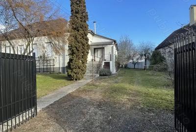 Casa istorica in Reghin, 310 mp utili + teren 5.755 mp, zona centrala - 1