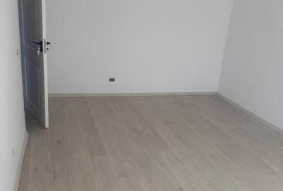 Apartament cu 2 camere decomandat în Mărăței
