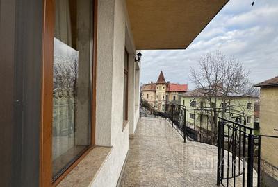 Apartament 3 camere 100 mp pe 2 etaje zona Horea central, de închiriat - 17