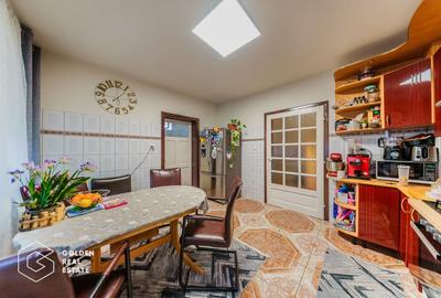 Casă individuală cu 8 camere cu Canalizare în Gai - 10