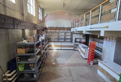 Spațiu comercial, de 203.39999389648 mp, în Industrială - 3