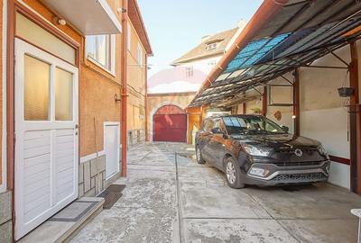 Casă cu 7 camere cu Canalizare în Centrul Civic - 35