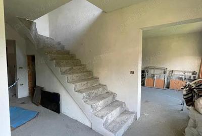Casă în Moisei - 1