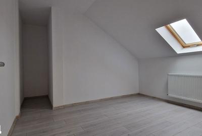 Apartament cu 4 camere în Central - 12