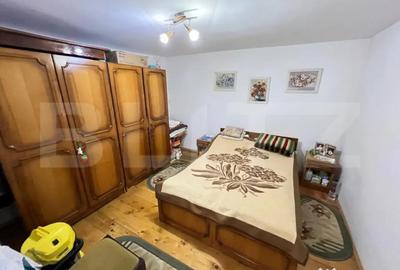 Casă cu 5 camere cu Teren 400 Mp în Valea Rosie - 1