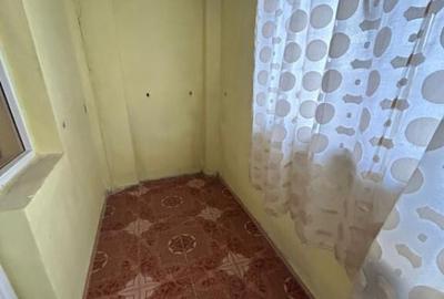 Garsonieră decomandată în Viziru 1