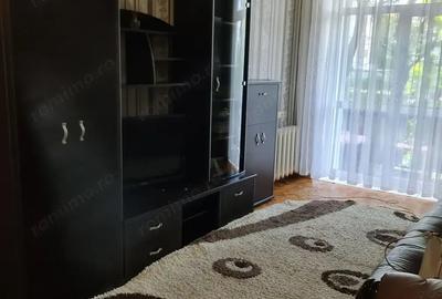 Apartament cu 3 camere decomandat în Titan - 3