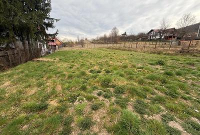 Teren Construcții intravilan de 584 mp, în Sadu - 3