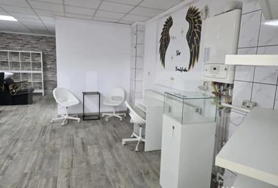 Spațiu comercial, de 73 mp, în Micro 4 - 6