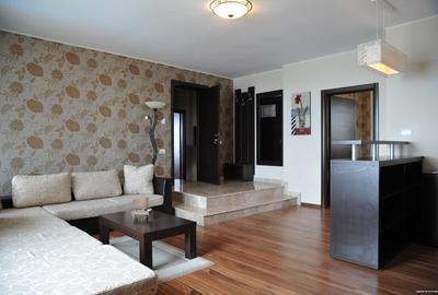 Penthouse cu 4 camere decomandat în Theodor Pallady