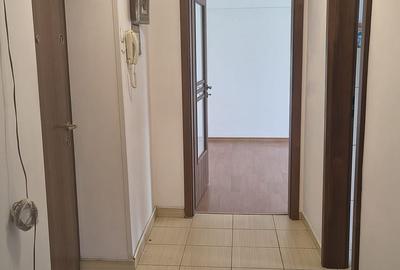 Apartament cu 2 camere decomandat în Tomis II - 4